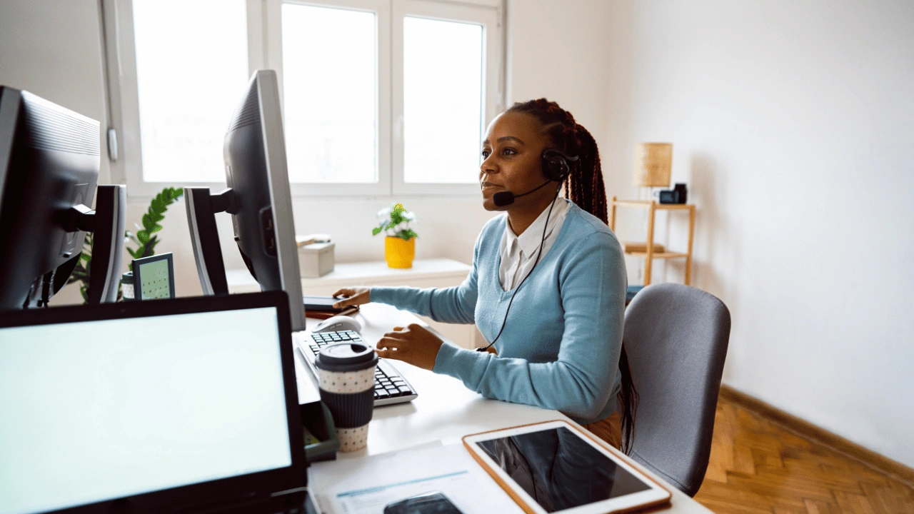 Customer Support Specialists